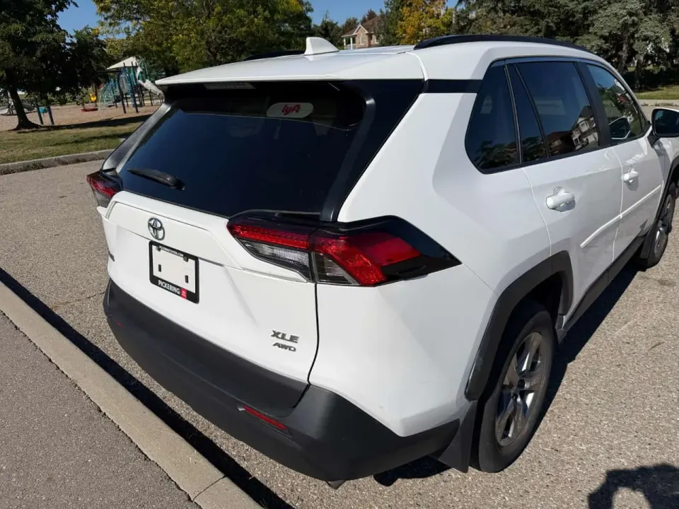 Toyota Rav4 XLE 2024