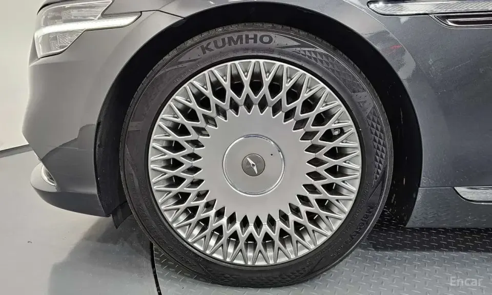 Genesis G90 3.8 AWD Structure change (Bi-fuel) 2019