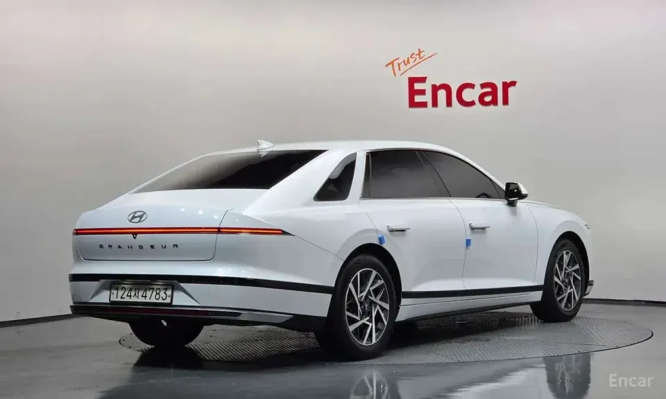 Hyundai Grandeur Premium 2023