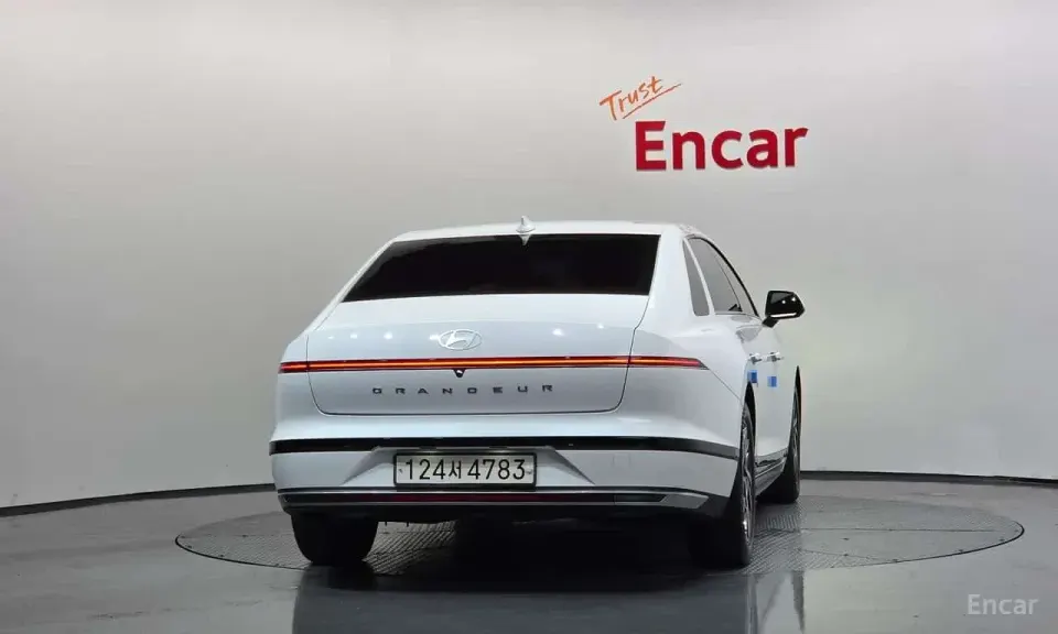 Hyundai Grandeur Premium 2023
