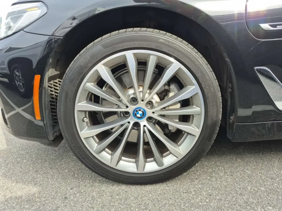 BMW 530E XDRIVE 2023