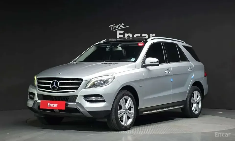 Mercedes-Benz ML 350 ML350 BlueTEC 4MATIC 2012