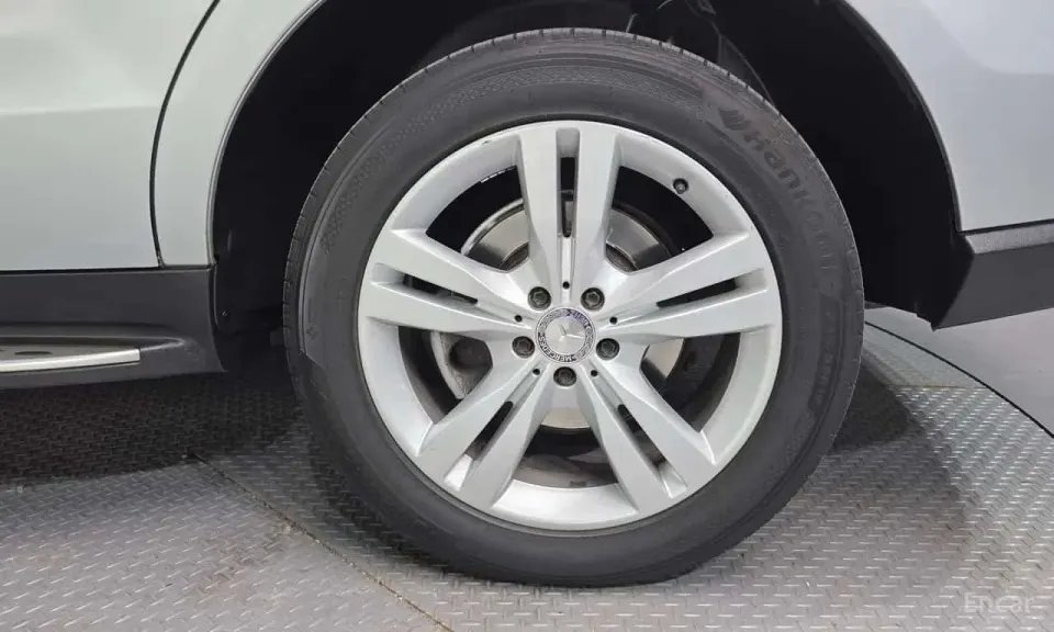Mercedes-Benz ML 350 ML350 BlueTEC 4MATIC 2012