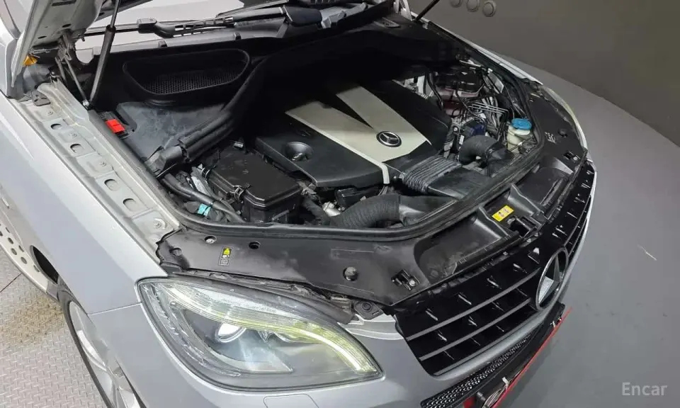 Mercedes-Benz ML 350 ML350 BlueTEC 4MATIC 2012