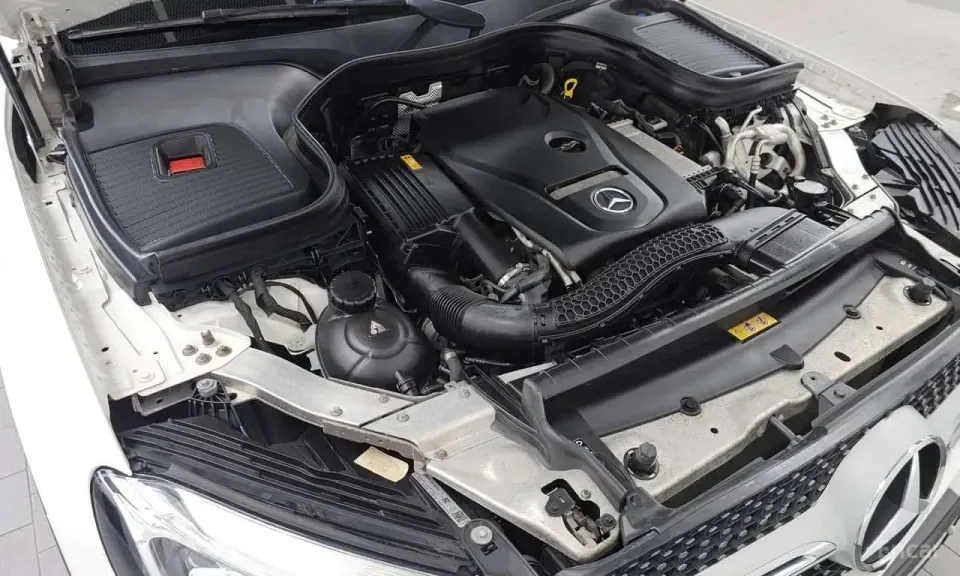 Mercedes-Benz GLC300 4MATIC AMG Line Coupe 2019