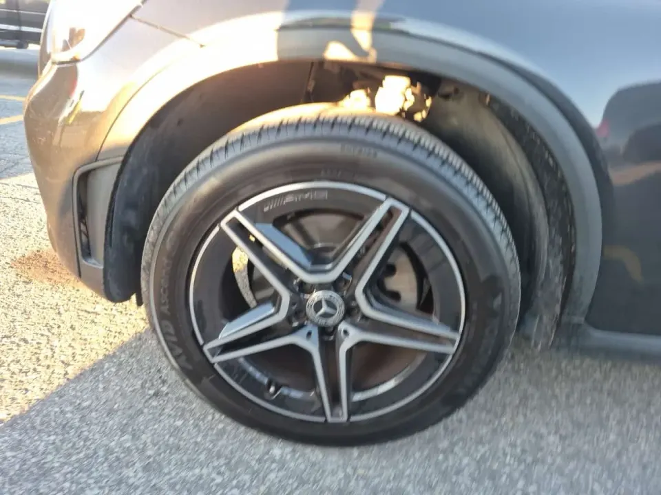 Mercedes-Benz GLC 300 2021