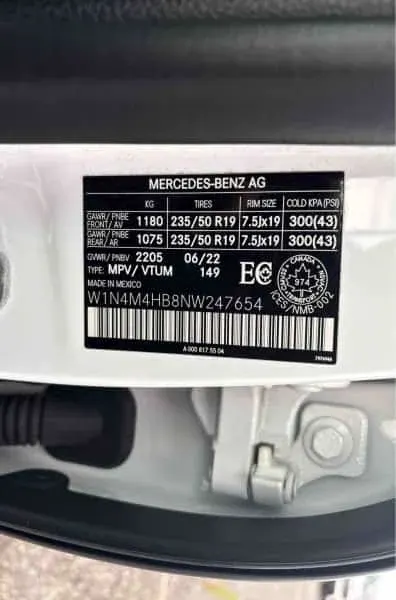 Mercedes-Benz GLB250 / GLB250 4MATIC 2022