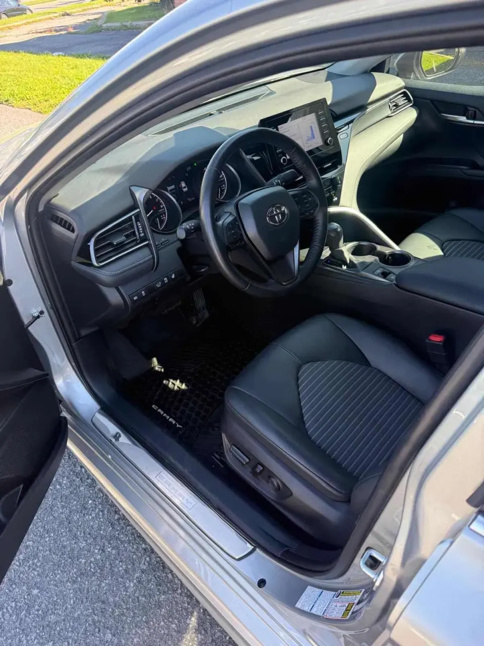 Toyota Camry SE Auto AWD 2023