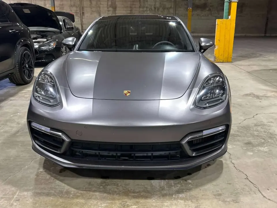 Porsche Panamera GTS 2021