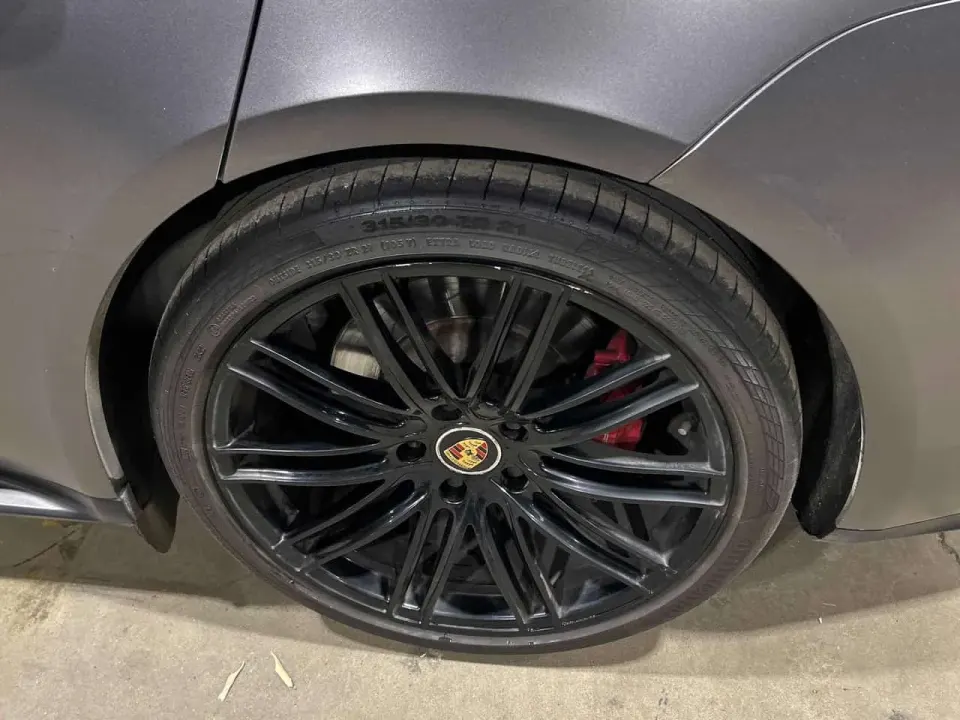 Porsche Panamera GTS 2021