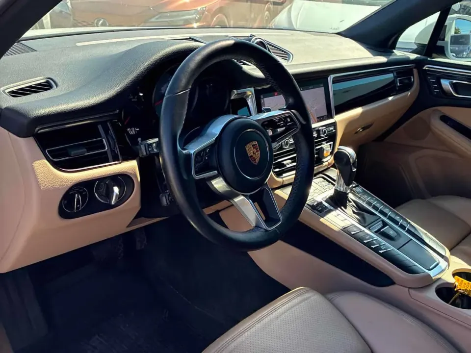 Porsche Macan S 2020