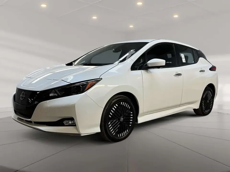 Nissan Leaf SV 2024