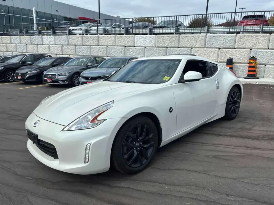 Nissan 370Z 2dr Cpe 2017