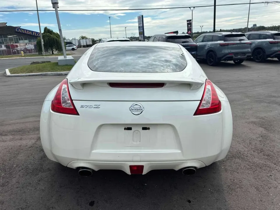 Nissan 370Z 2dr Cpe 2017