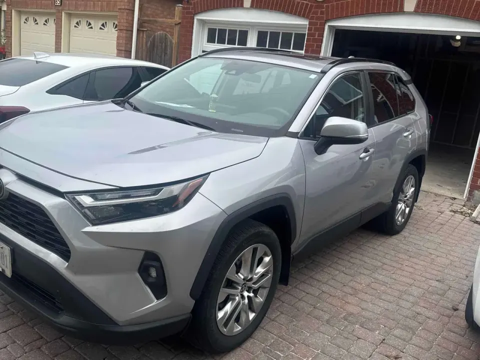 Toyota Rav4 XLE AWD 2023