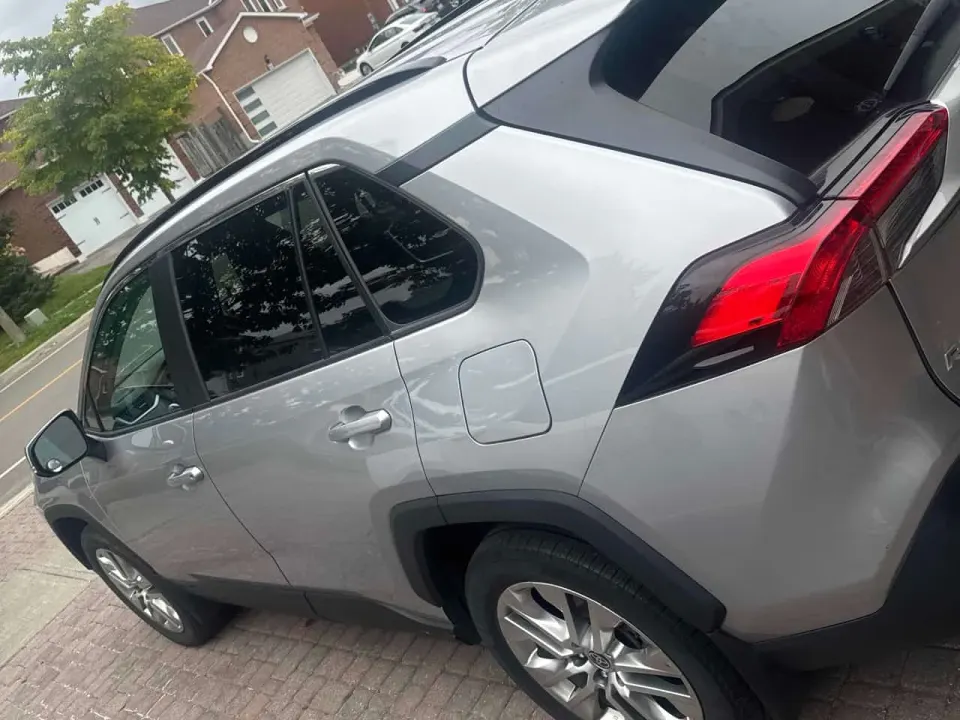 Toyota Rav4 XLE AWD 2023