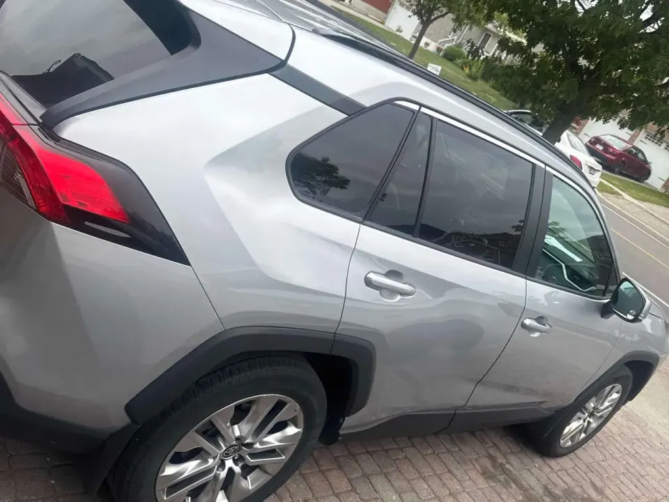 Toyota Rav4 XLE AWD 2023