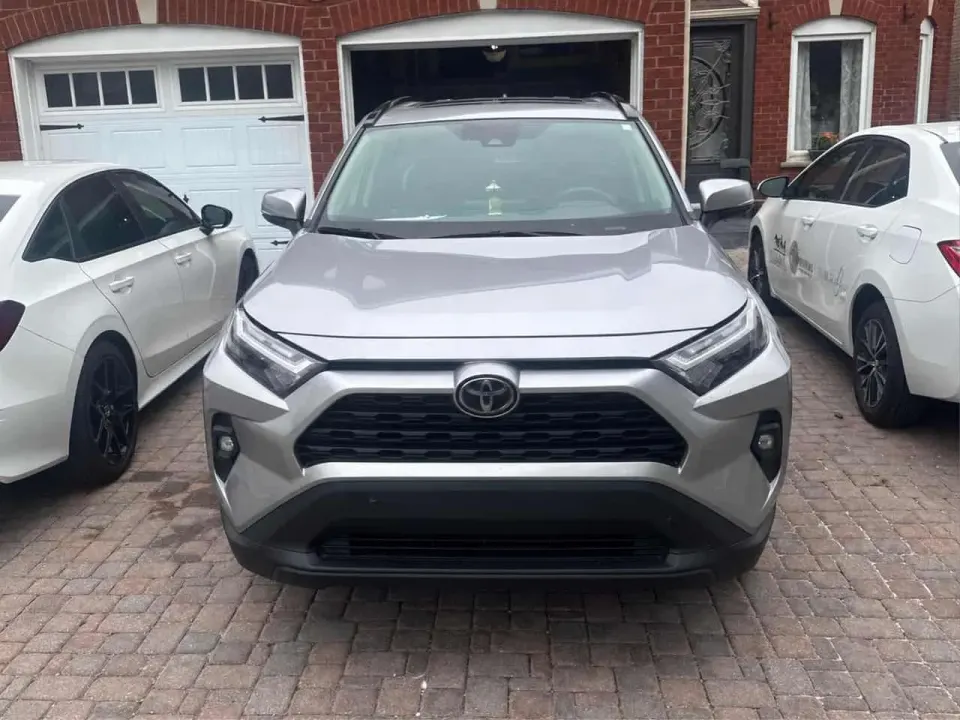 Toyota Rav4 XLE AWD 2023