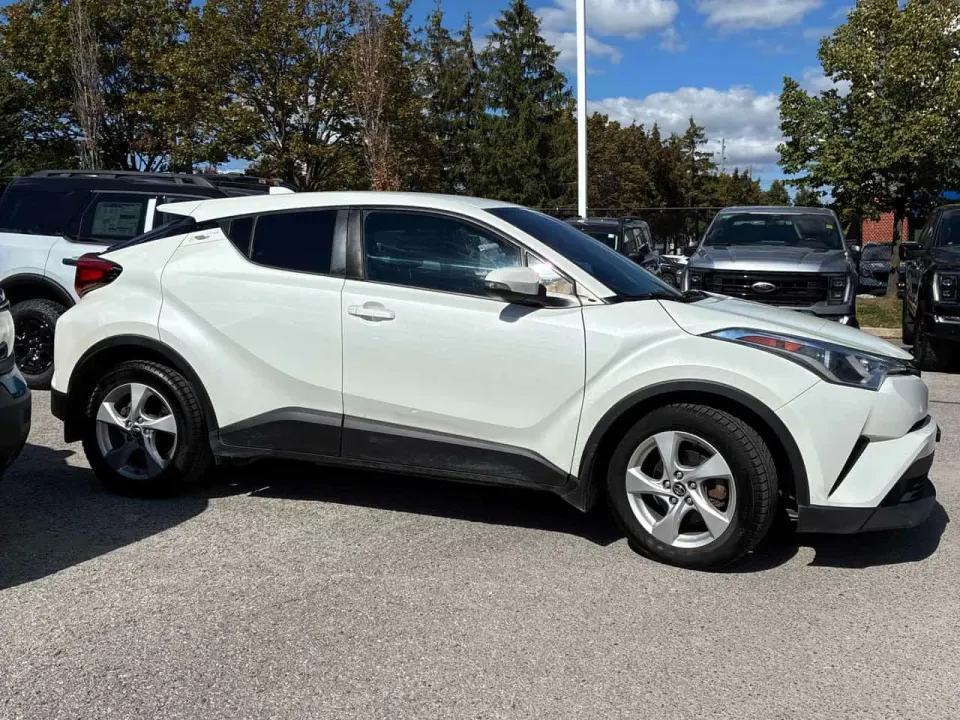 Toyota C-HR FWD 2019