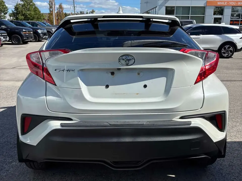 Toyota C-HR FWD 2019