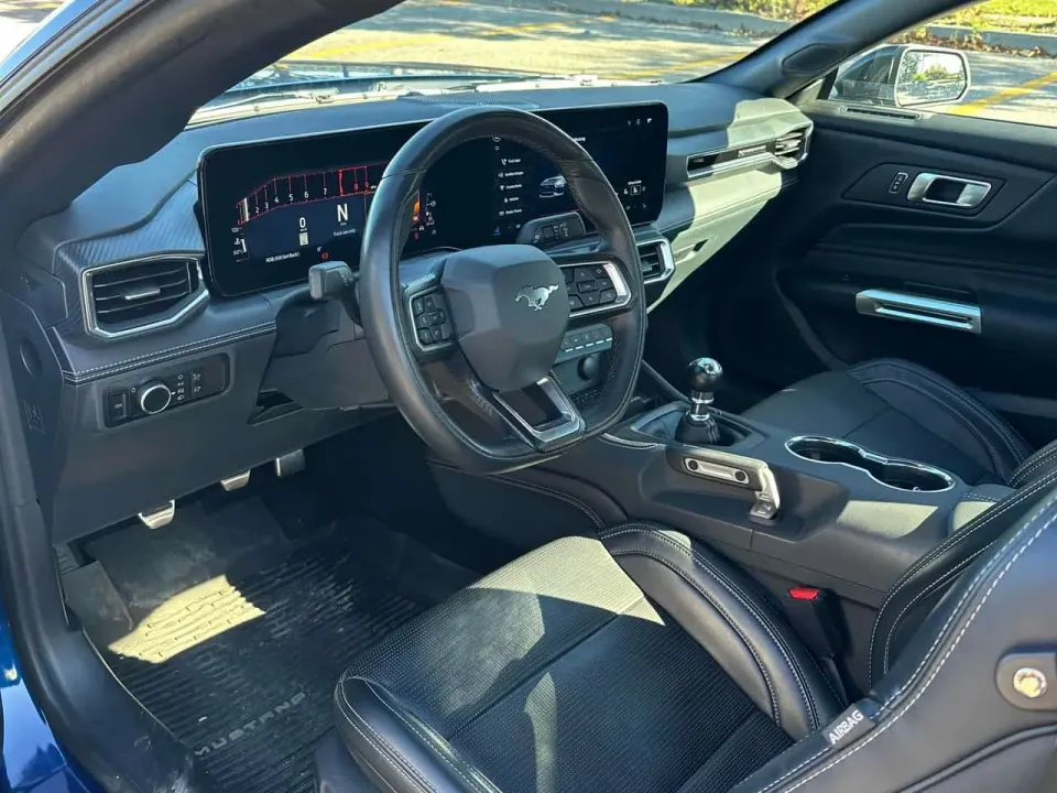 Ford Mustang GT Premium Fastback 2024