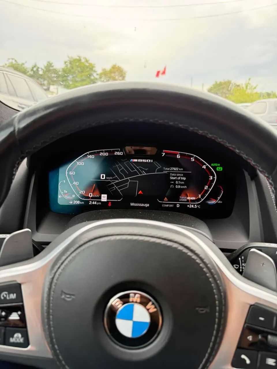 BMW M850i xDrive 2025