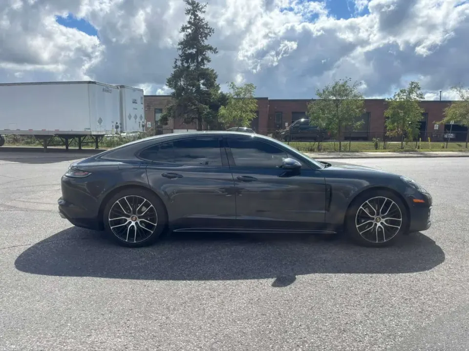 Porsche Panamera 4 AWD 2023