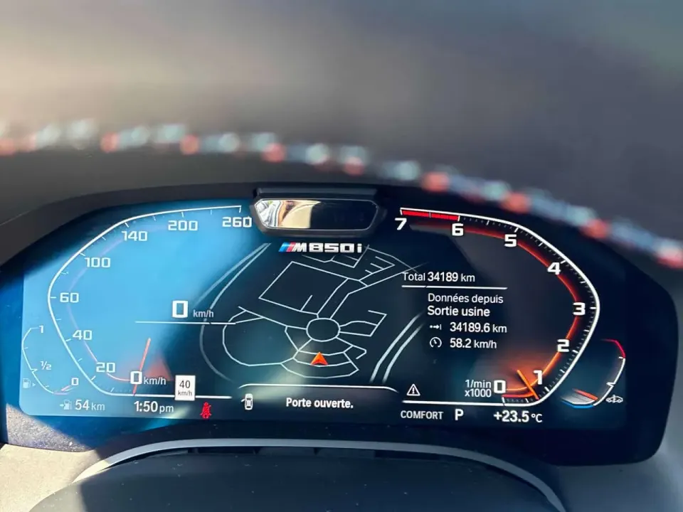 BMW M850i xDrive 2024