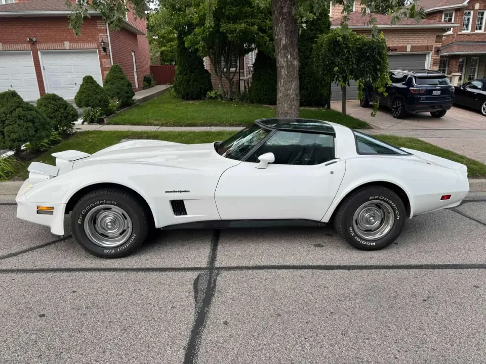 Chevrolet Corvette 2dr Coupe 1982