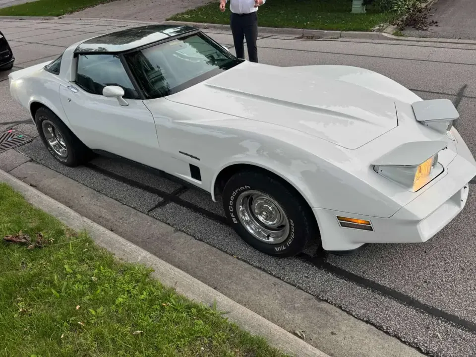 Chevrolet Corvette 2dr Coupe 1982