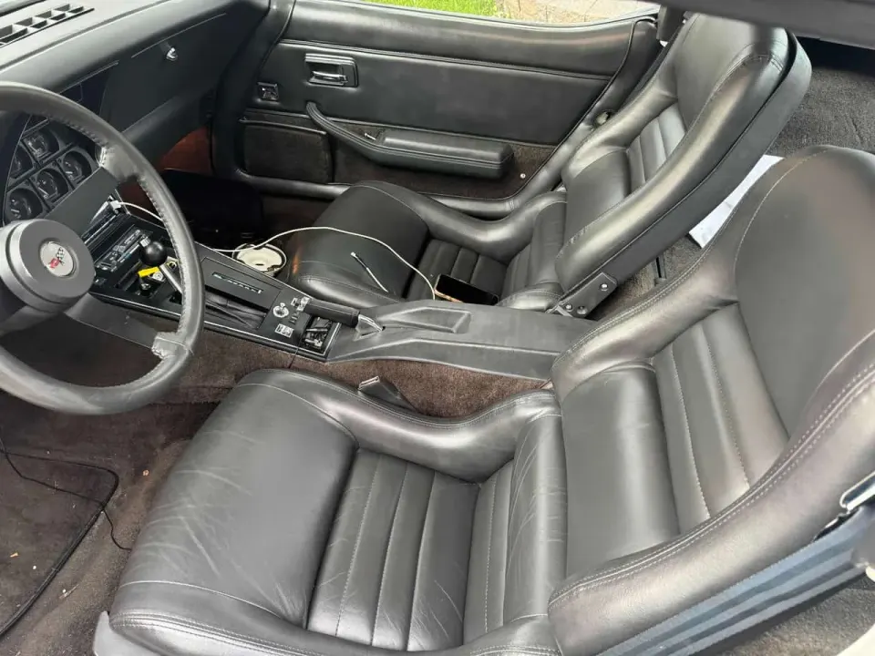 Chevrolet Corvette 2dr Coupe 1982
