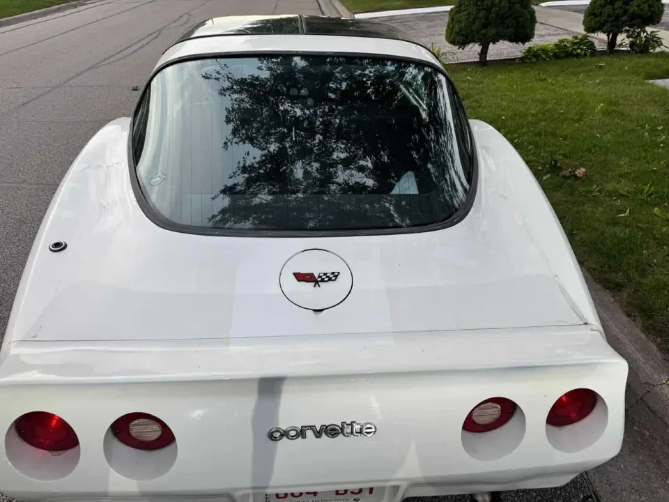 Chevrolet Corvette 2dr Coupe 1982