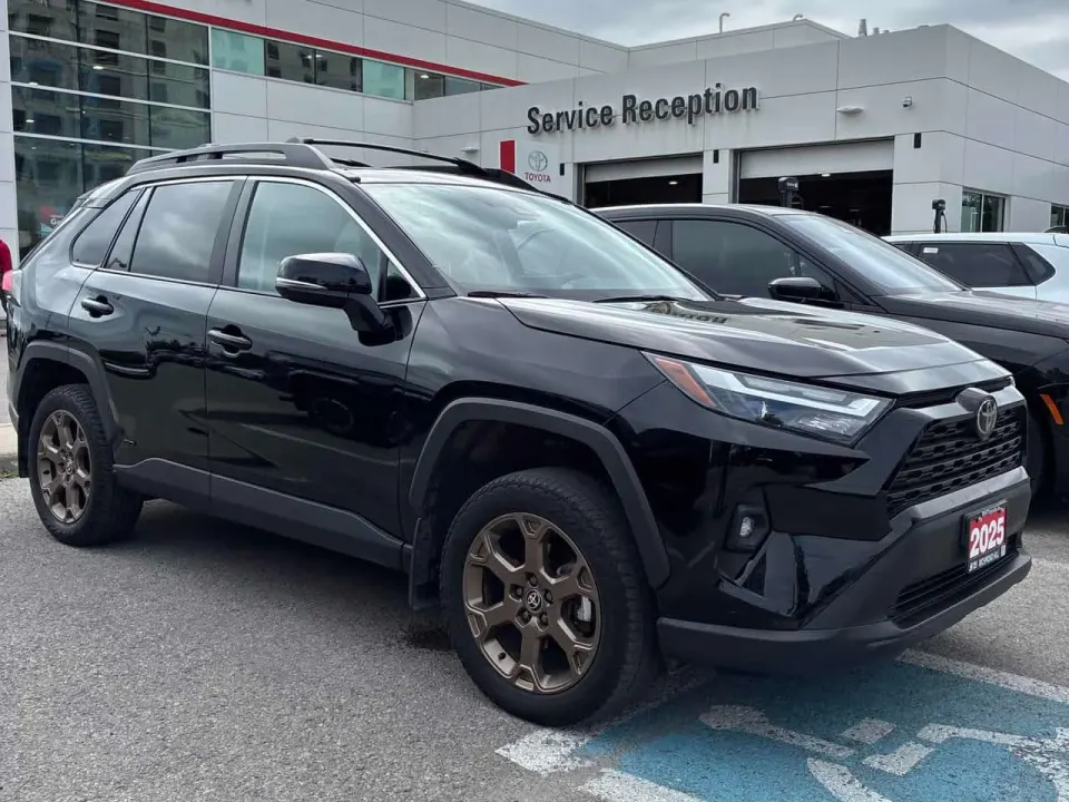 Toyota Rav4 Hybrid XLE 2025