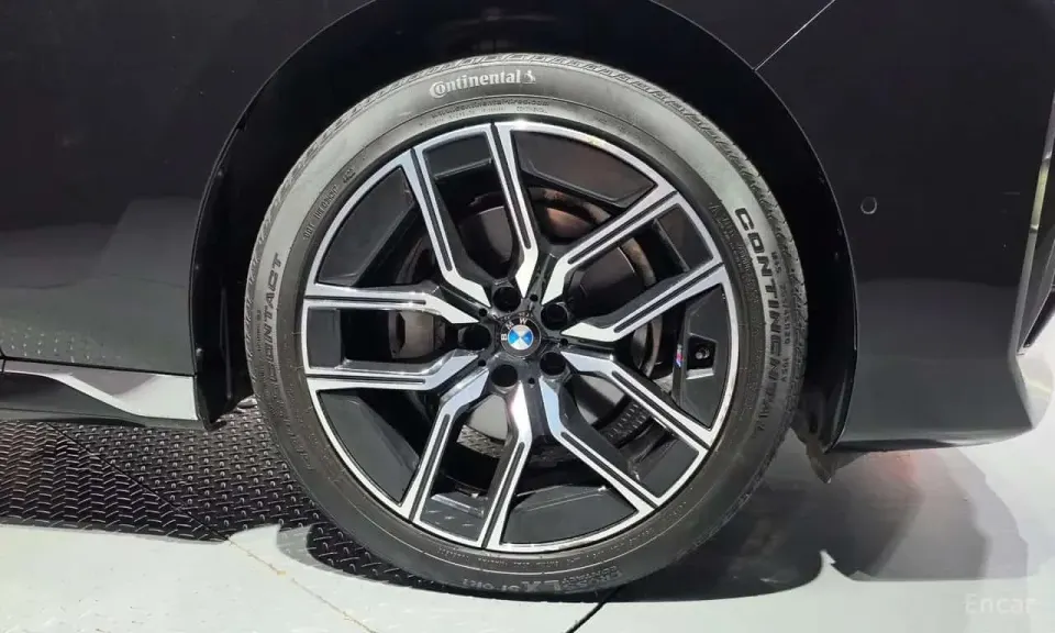 BMW 740d xDrive M Sport 2024