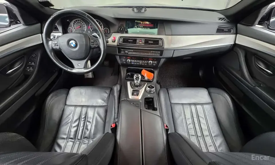 BMW M5 Sedan 2013