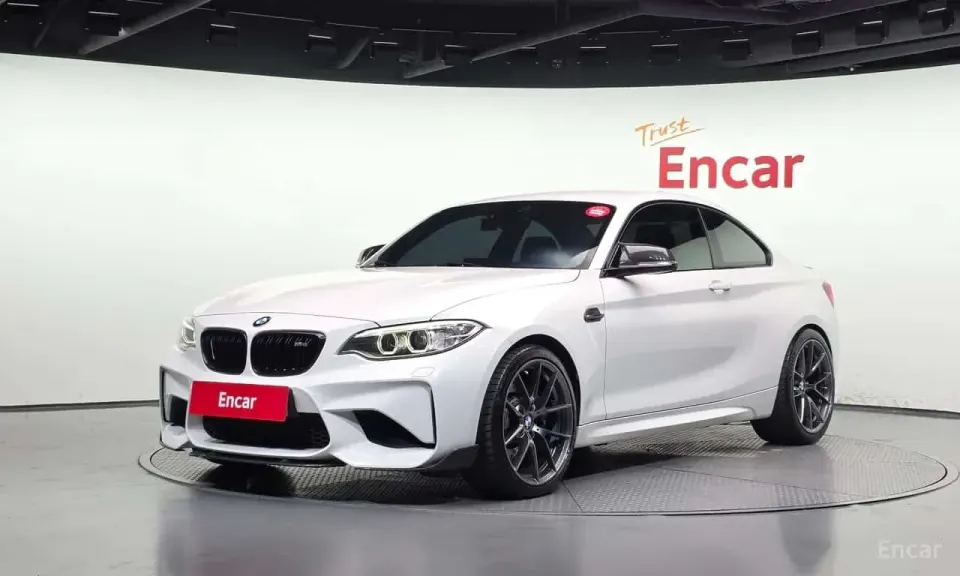 BMW M2 Coupe M Performance Steering Wheel Edition 2017