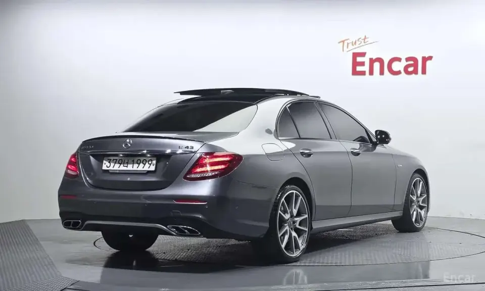 Mercedes-Benz E 43 AMG E43 AMG 4MATIC 2017