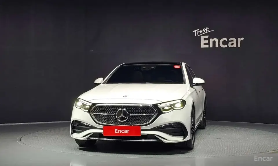 Mercedes-Benz E 300 E300 4MATIC AMG Line 2025