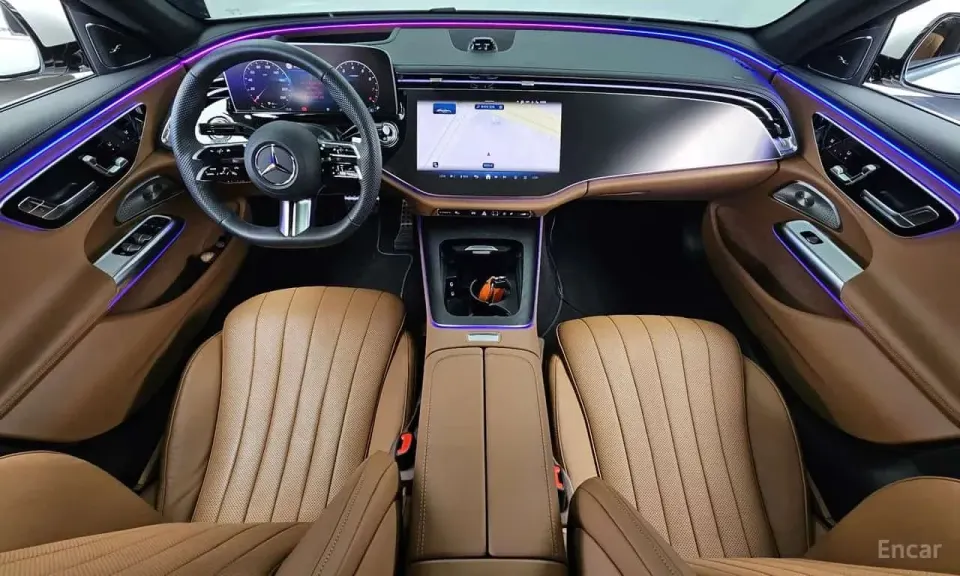 Mercedes-Benz E 300 E300 4MATIC AMG Line 2025