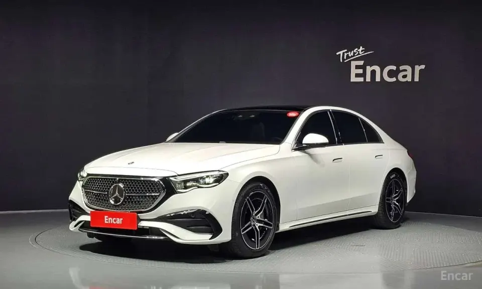 Mercedes-Benz E 300 E300 4MATIC AMG Line 2025