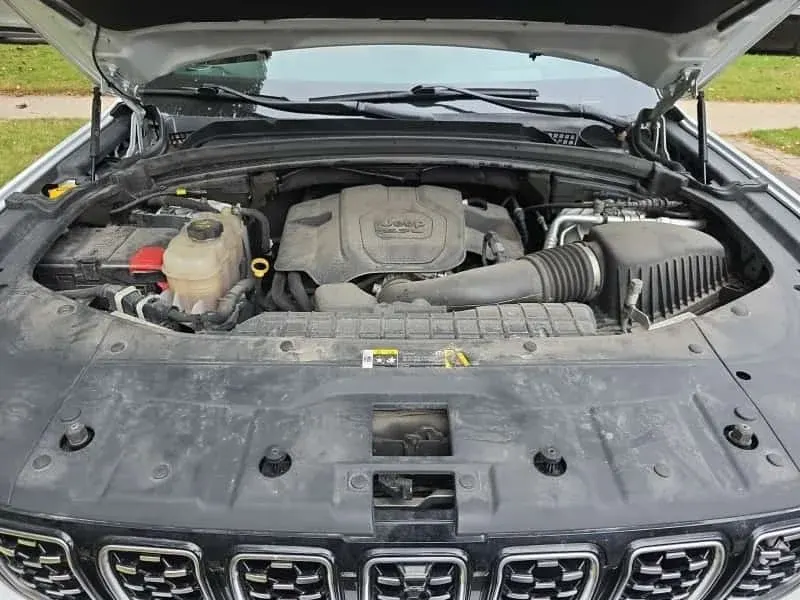 Jeep Grand cherokee Summit 4D Utility 4WD 2023