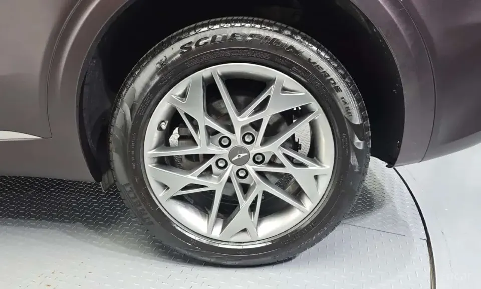 Genesis GV70 2.5T Gasoline AWD 2021
