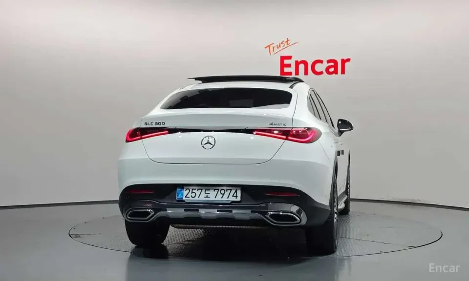 Mercedes-Benz GLC300 4MATIC Avnatgarde Coupe 2025