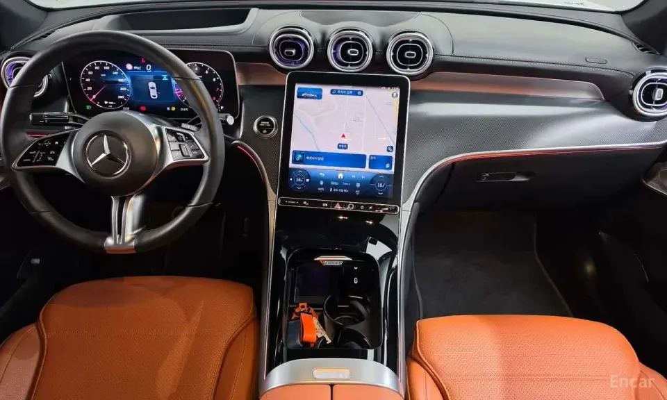 Mercedes-Benz GLC300 4MATIC Avnatgarde Coupe 2025