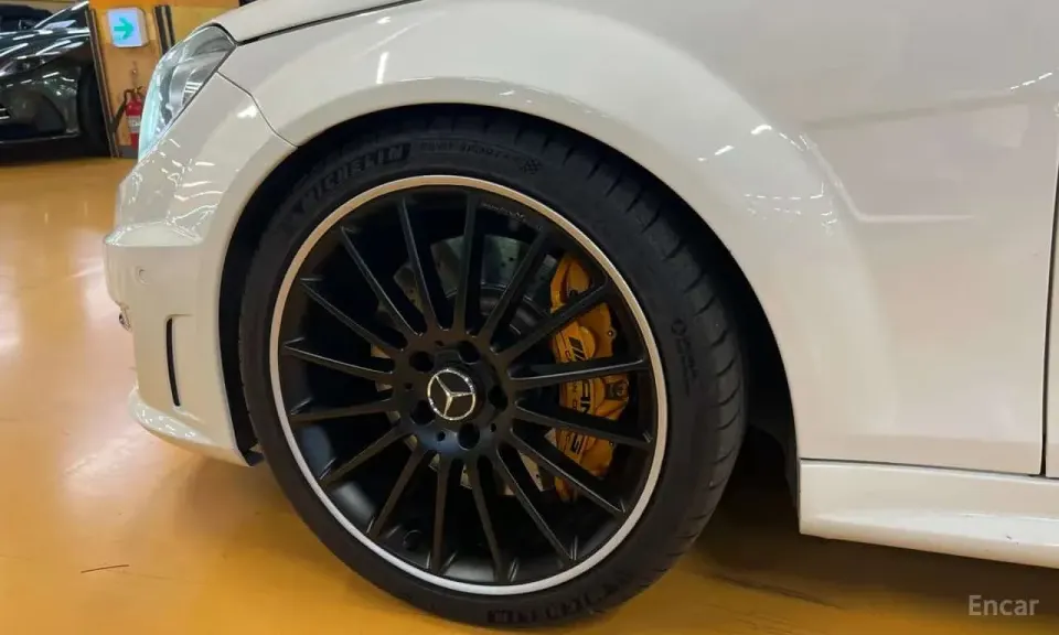 Mercedes-Benz C 63 AMG C63 AMG Sedan 2012