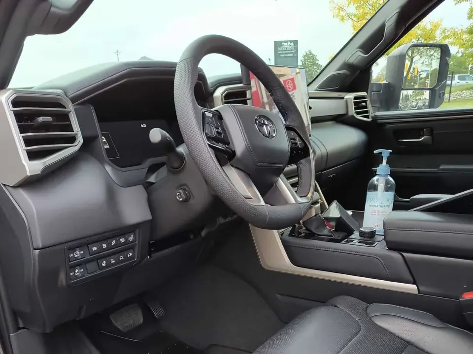 Toyota Tundra Platinum Hybrid 2026