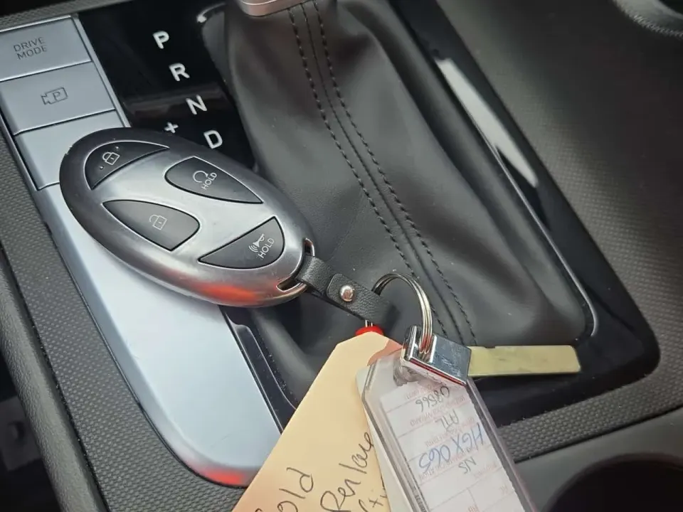 Hyundai Elantra Ivt W/tech Pkg Preferred 2026