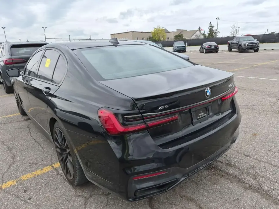 BMW Sedan 750i Xdrive 2020