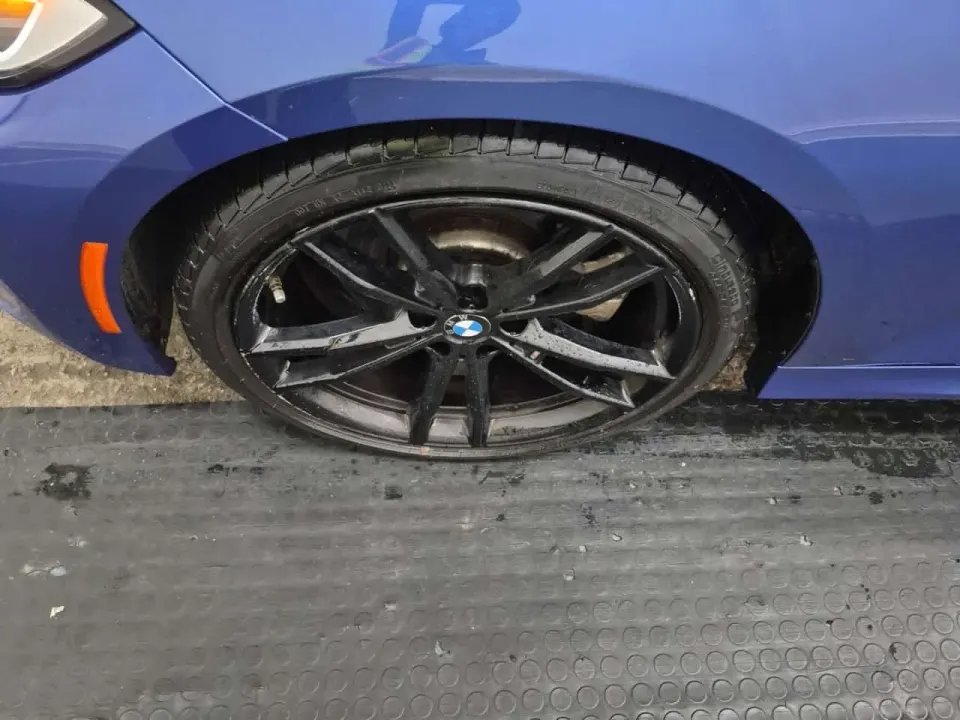 BMW Sedan North America 330i Xdrive 2022