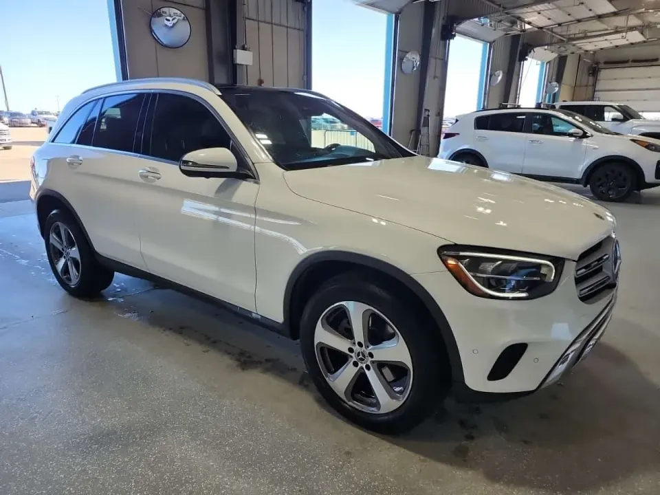 Mercedes-Benz GLC 300 2022